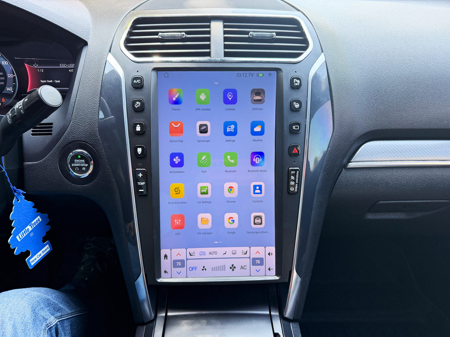 13.6" Android 12 Vertical Screen Navigation Radio for Ford Explorer 2011 - 2019