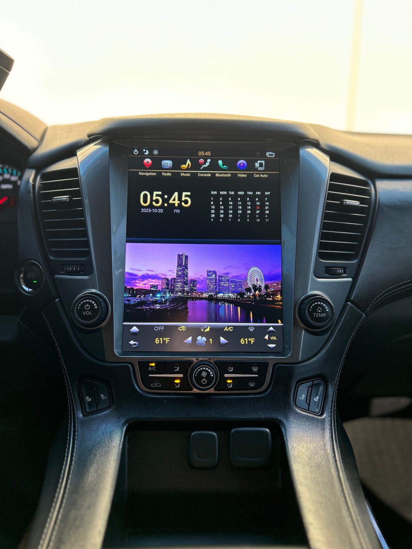 [Open Box] 14.5" 13/14 Fast boot Vertical Screen Navigation Radio for Chevrolet Tahoe Suburban GMC Yukon 2015 - 2020