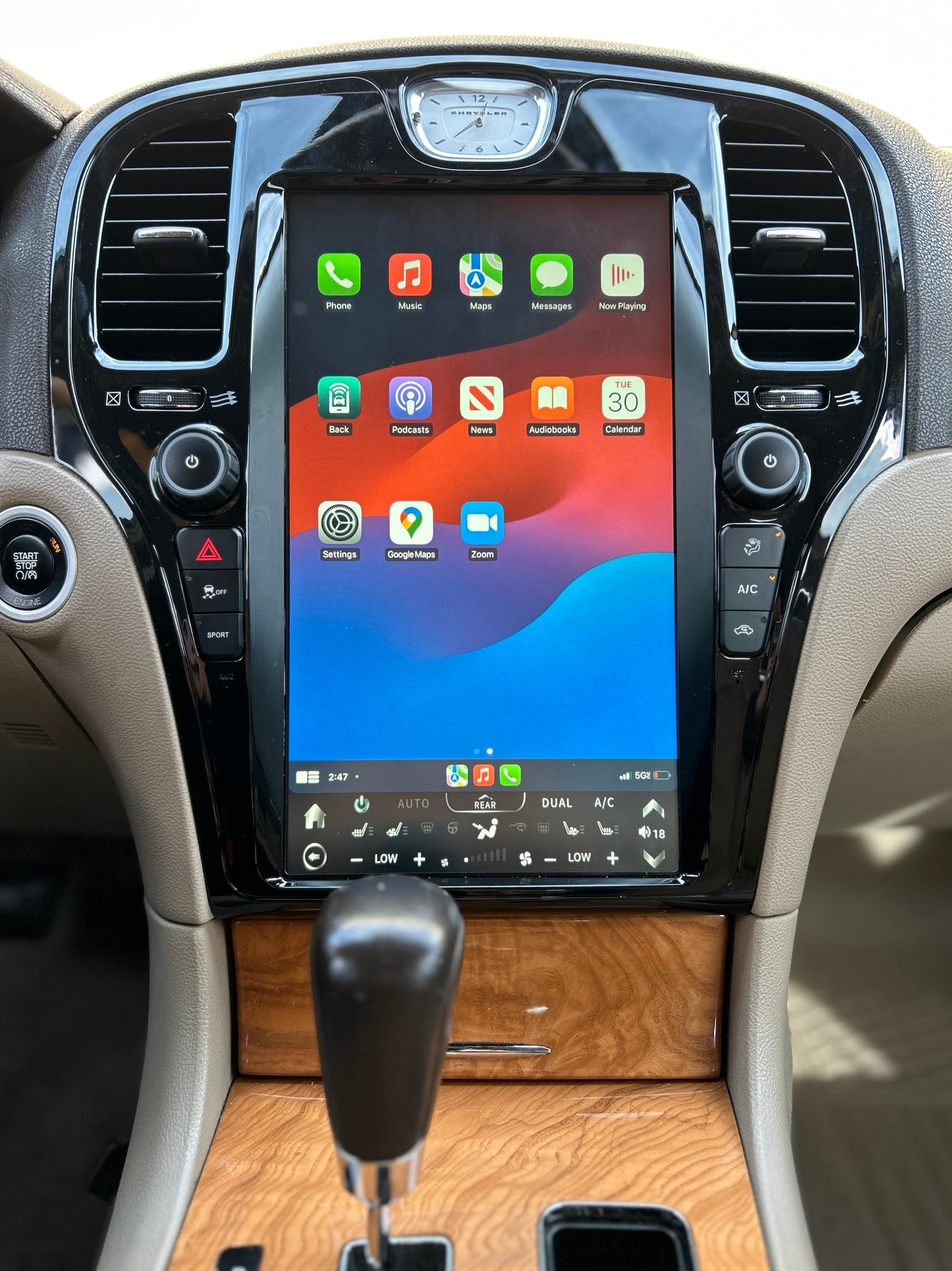 [open box] 13.6" Vertical Screen Android 13 Navigation Radio for Chrysler 300 300C 300S 2011 - 2023