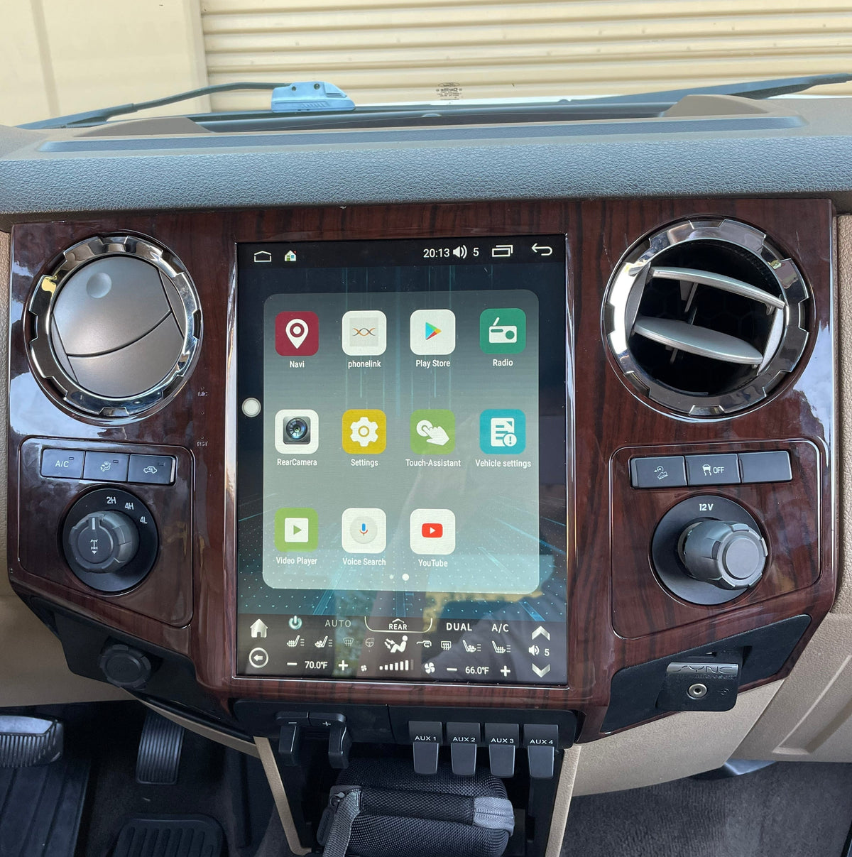 12.1 inch Android 10/13 Vertical Screen Navigation Radio for Ford F-250 F-350 Super Duty trucks 2008 - 2016 | Phoenix Automotive