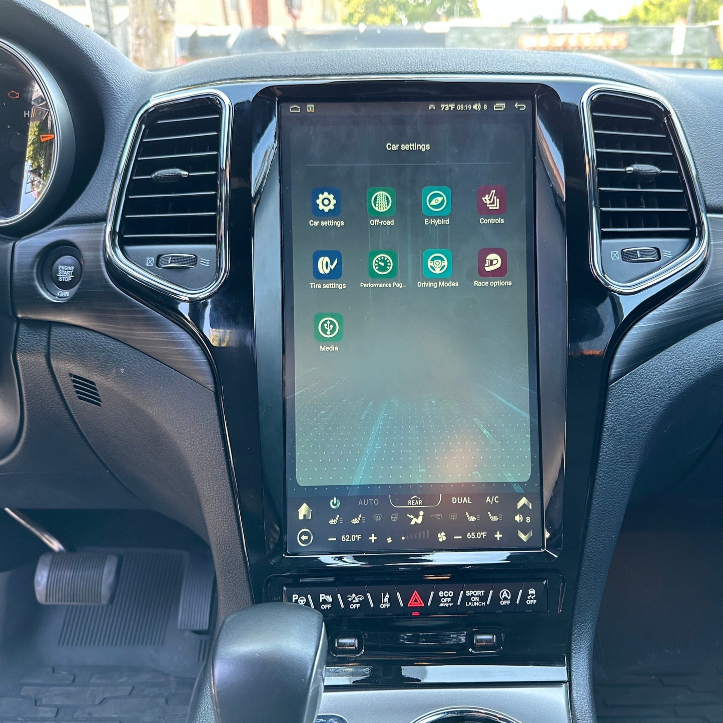 [ Hot-Sale] 13.6" Vertical Screen Android 13 Fast boot Navigation Radio for Jeep Grand Cherokee 2011 - 2022 | Phoenix Automotive