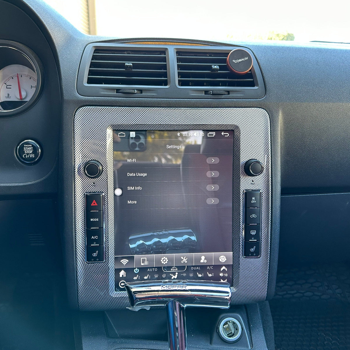 10.4" Vertical Screen Android 12 Fast boot Navigation Radio for Dodge Challenger 2008 - 2014 | Phoenix Automotive