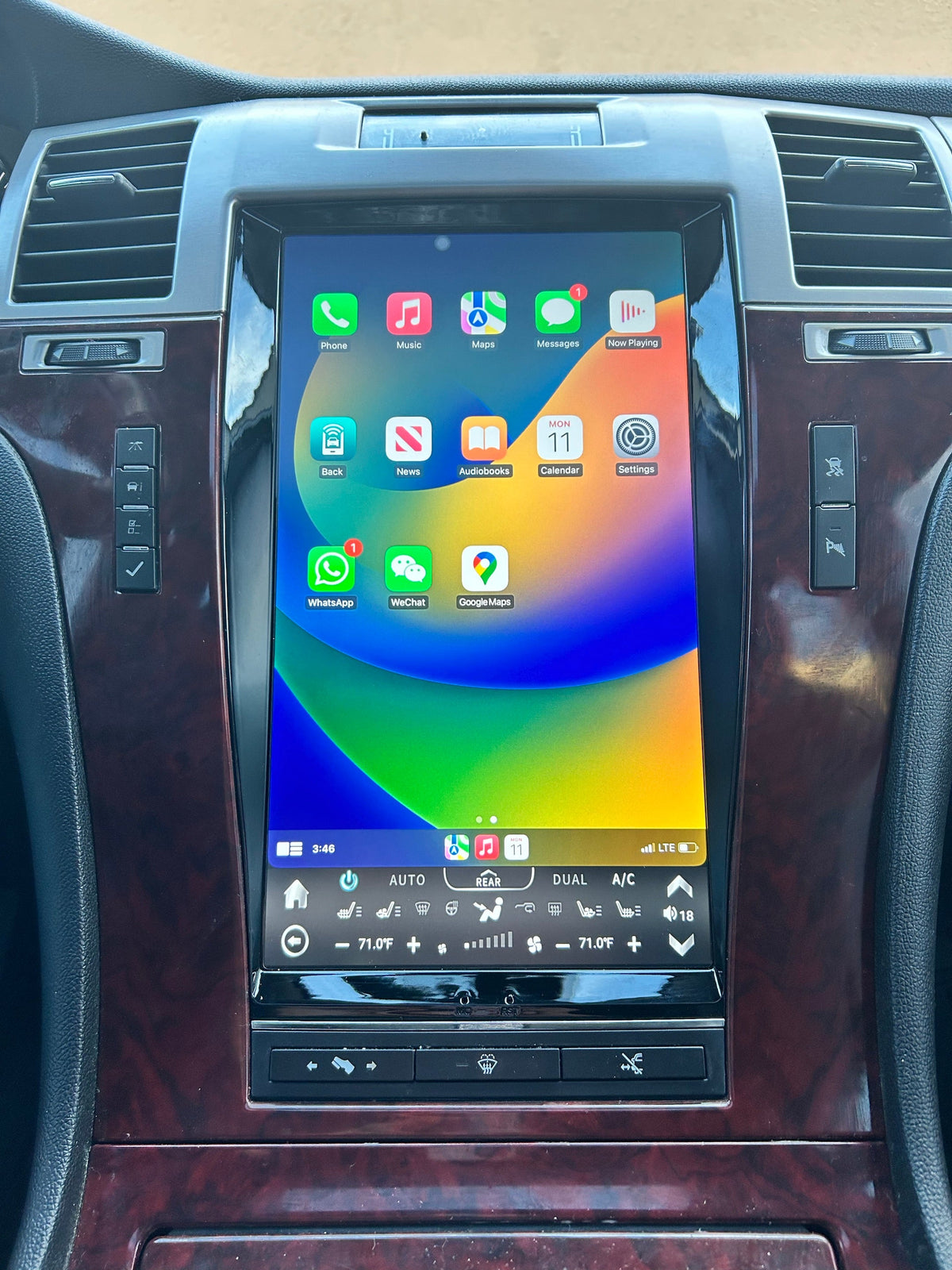 13.6" Android 13/14 VERTICAL SCREEN Navigation Radio for Cadillac Escalade 2007 - 2014