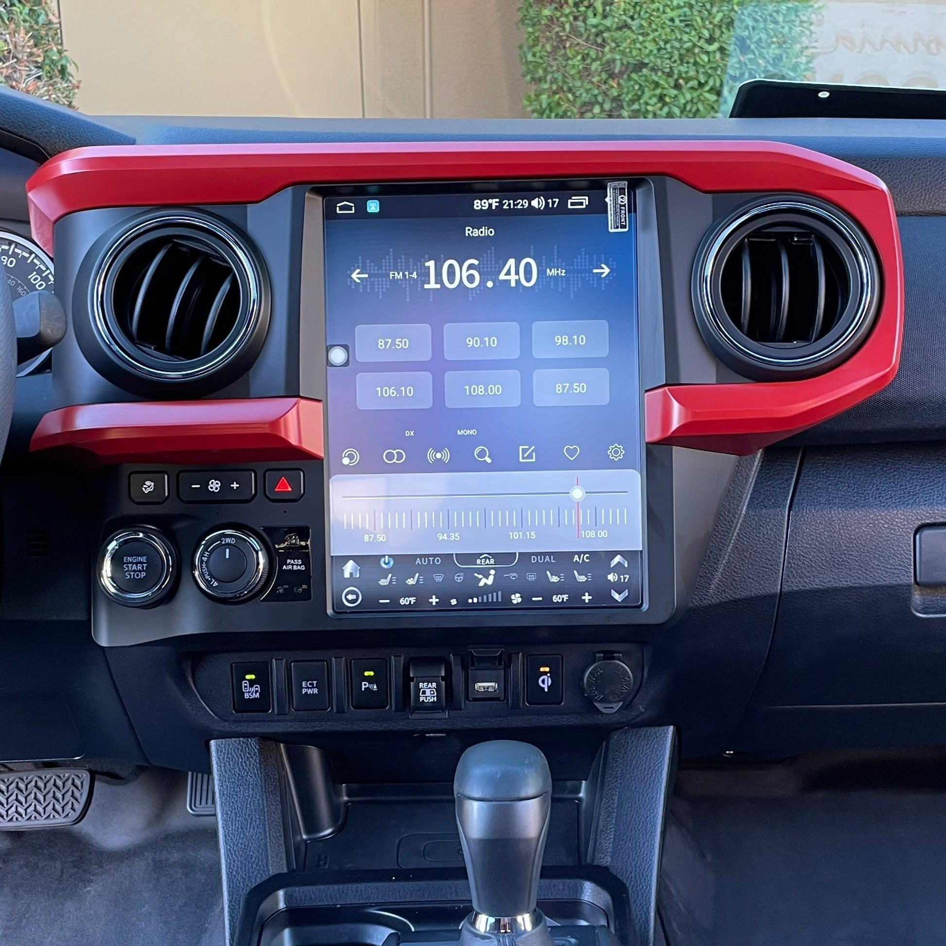[Open Box] 12.1” Android 10 fast boot Vertical Screen Navigation Radio for Toyota Tacoma 2016 - 2022